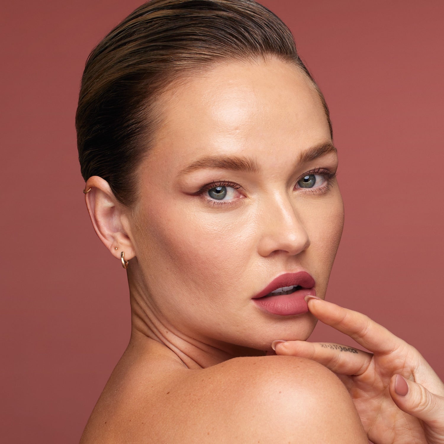 HUDA BEAUTY - Liquid Matte Ultra-Comfort Transfer-proof Lipstick